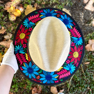 Lost in Flowers Embroidered Sombrero