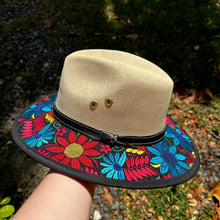 Load image into Gallery viewer, Lost in Flowers Embroidered Sombrero