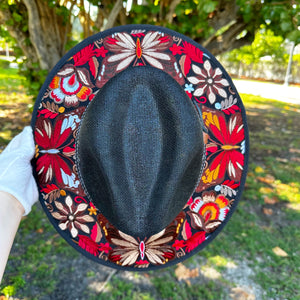 Mariposas Embroidered Sombrero (BLACK)